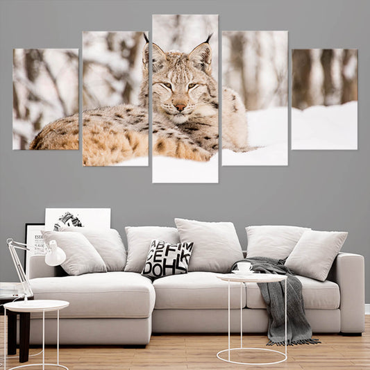 Winter lynx portrait in rustic tones — large canvas art ideal for bedroom wall art, bringing a calming forest-inspired mood to cozy interior décor.