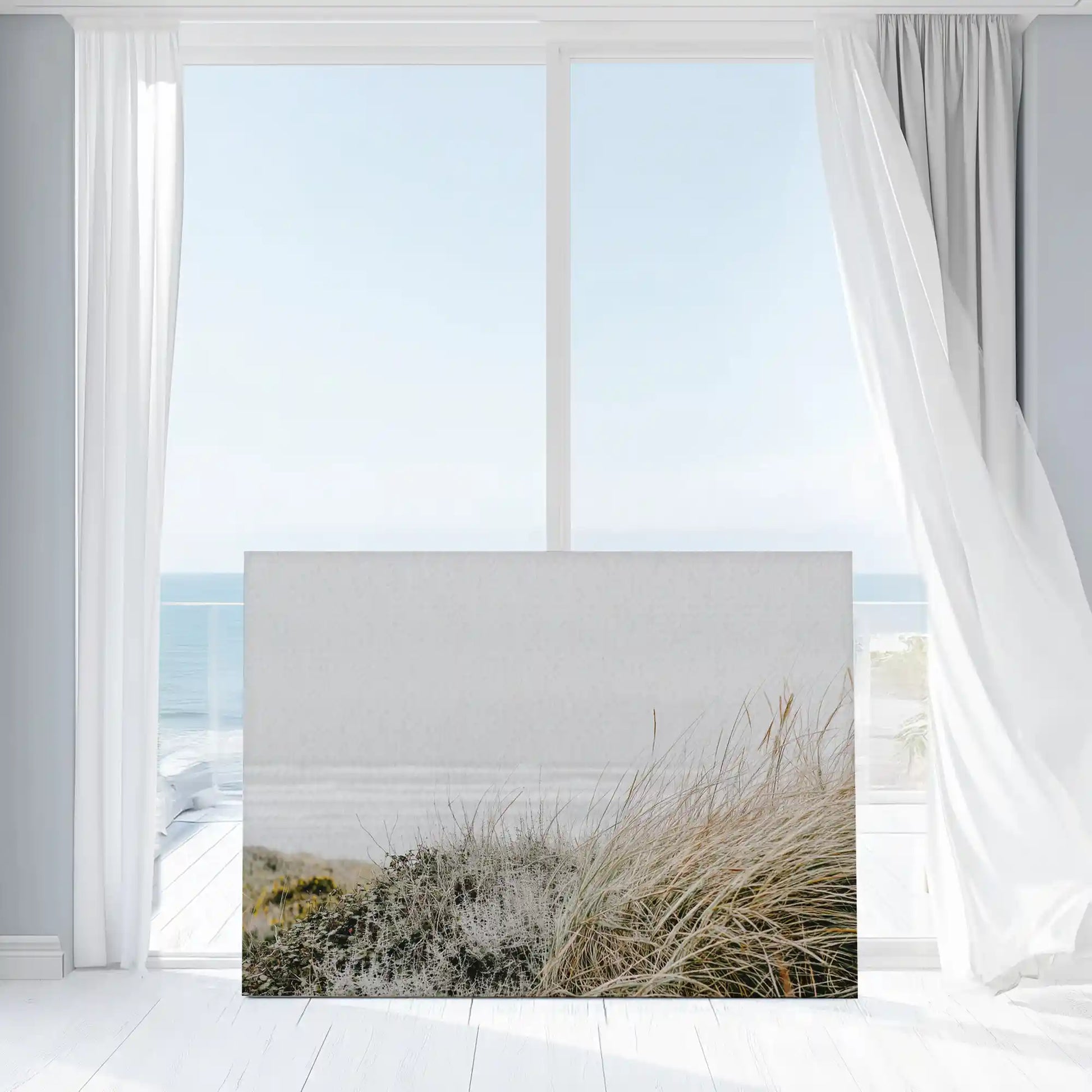 Neutral beach grass wall decor bringing calm and airy coastal mood to interiors