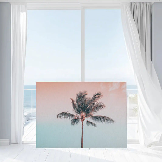 Tropical wall decor bringing calm and colorful seaside mood to interiors