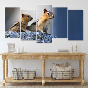 Mother And Baby Squirrel Wall Art Canvas-Stunning Canvas Prints